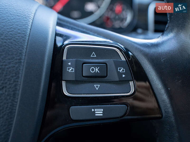 Позашляховик / Кросовер Volkswagen Touareg 2016 в Одесі фото 31 Позашляховик / Кросовер Volkswagen Touareg 2016 в Одесі