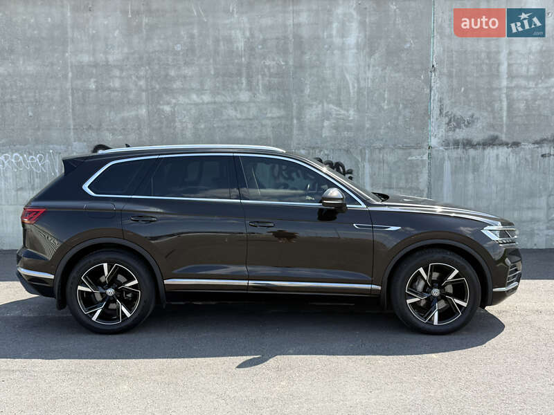 Позашляховик / Кросовер Volkswagen Touareg 2021 в Львові фото 9 Позашляховик / Кросовер Volkswagen Touareg 2021 в Львові