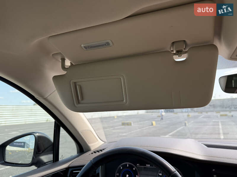 Позашляховик / Кросовер Volkswagen Touareg 2021 в Львові фото 60 Позашляховик / Кросовер Volkswagen Touareg 2021 в Львові