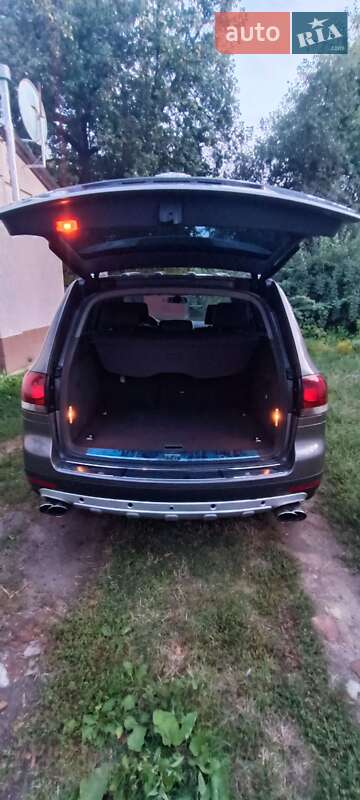 Внедорожник / Кроссовер Volkswagen Touareg 2009 в Полтаве