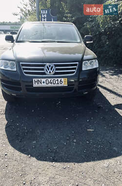 Внедорожник / Кроссовер Volkswagen Touareg 2005 в Киеве