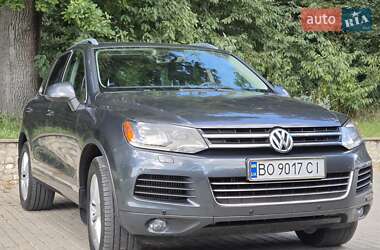 Внедорожник / Кроссовер Volkswagen Touareg 2012 в Тернополе