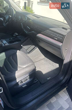 Внедорожник / Кроссовер Volkswagen Touareg 2021 в 