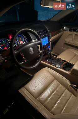 Внедорожник / Кроссовер Volkswagen Touareg 2008 в Днепре