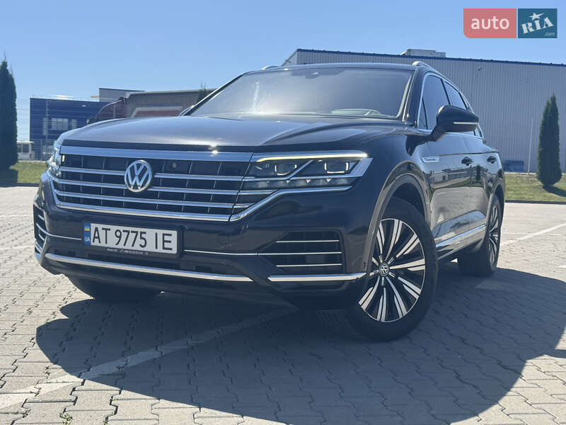 Внедорожник / Кроссовер Volkswagen Touareg 2018 в Коломые