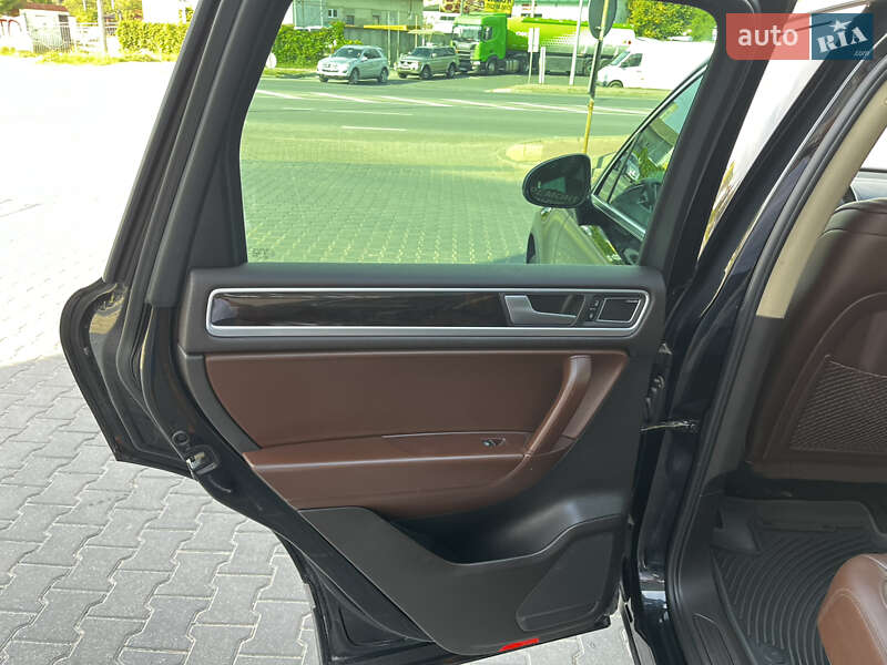 Позашляховик / Кросовер Volkswagen Touareg 2012 в Тернополі фото 21 Позашляховик / Кросовер Volkswagen Touareg 2012 в Тернополі