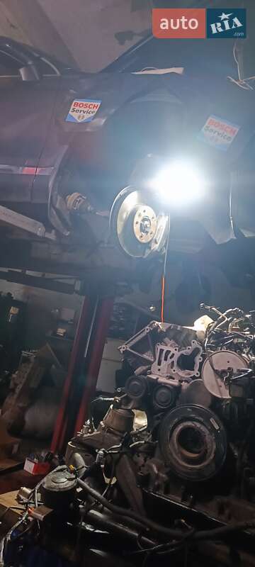 Внедорожник / Кроссовер Volkswagen Touareg 2014 в Полтаве