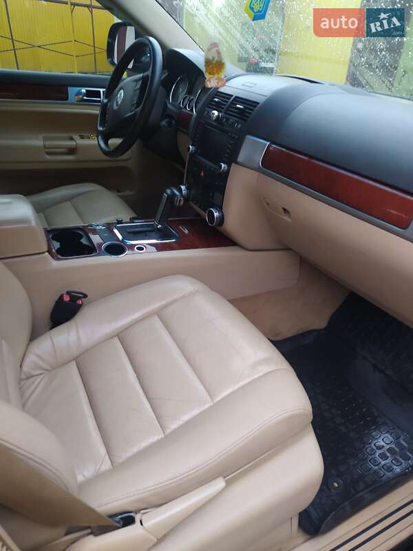 Позашляховик / Кросовер Volkswagen Touareg 2007 в П'ятихатках