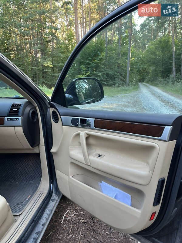 Позашляховик / Кросовер Volkswagen Touareg 2007 в Славуті