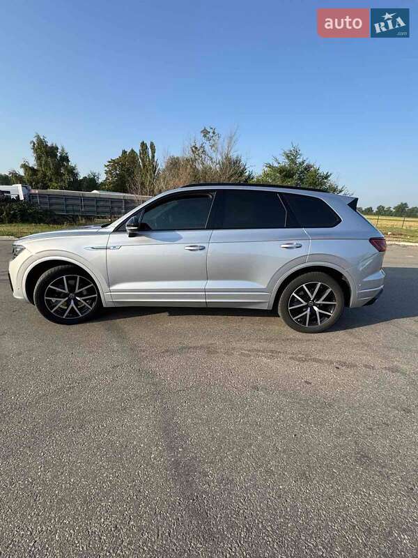 Позашляховик / Кросовер Volkswagen Touareg 2021 в Умані фото 11 Позашляховик / Кросовер Volkswagen Touareg 2021 в Умані