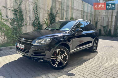 Внедорожник / Кроссовер Volkswagen Touareg 2010 в Хмельницком