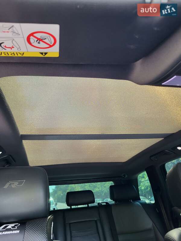 Внедорожник / Кроссовер Volkswagen Touareg 2015 в Херсоне