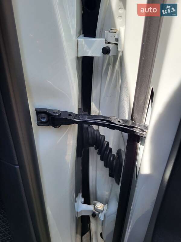 Внедорожник / Кроссовер Volkswagen Touareg 2015 в Херсоне