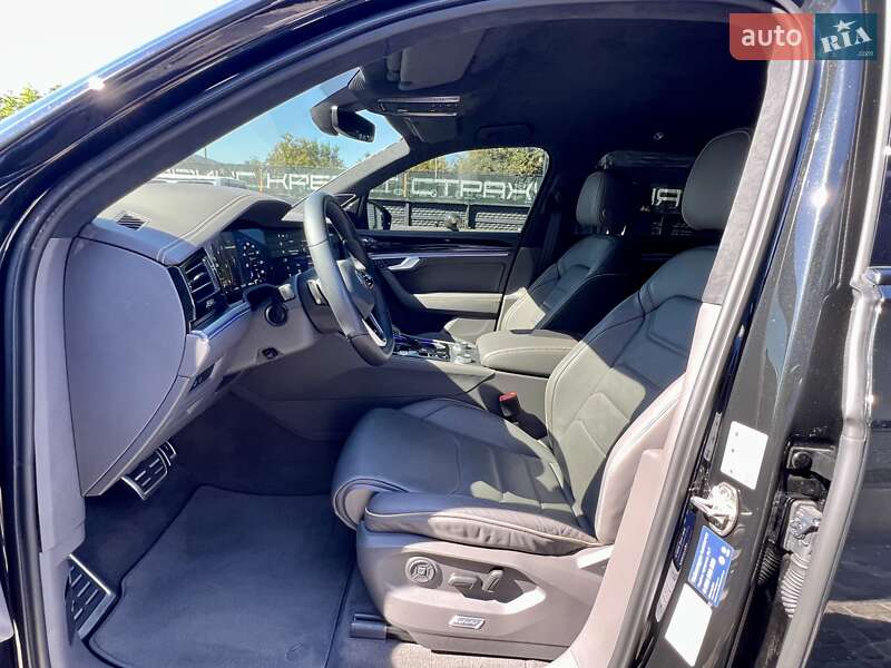 Внедорожник / Кроссовер Volkswagen Touareg 2023 в Киеве