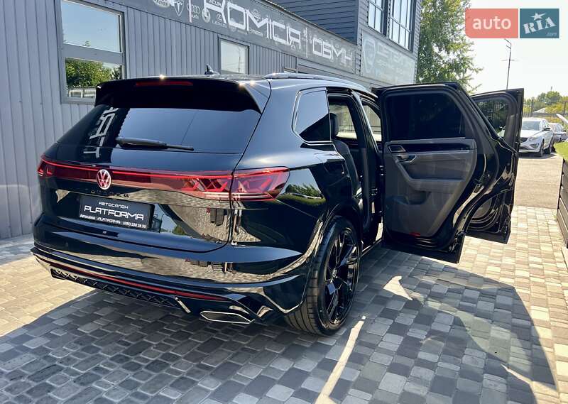 Внедорожник / Кроссовер Volkswagen Touareg 2023 в Киеве