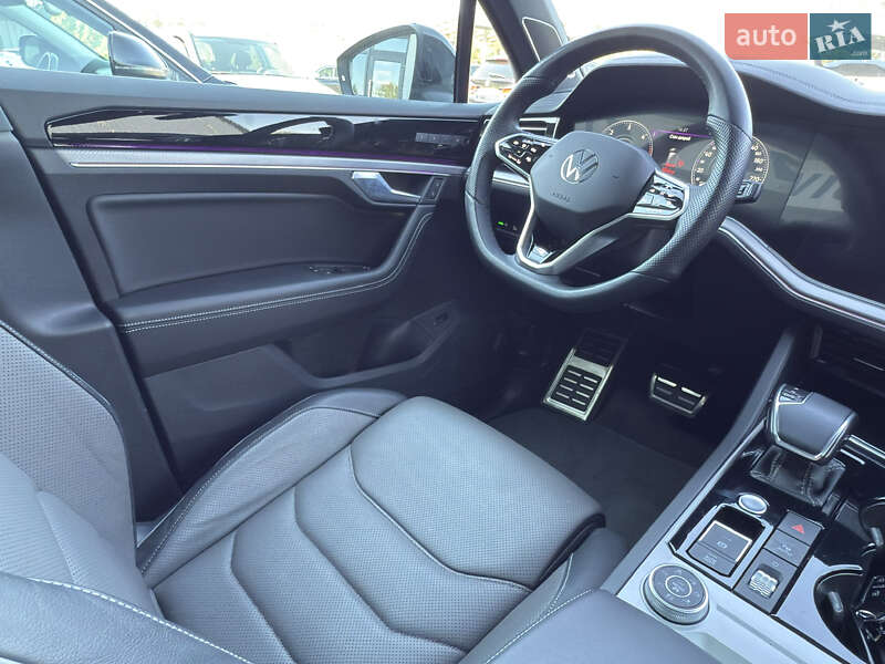 Внедорожник / Кроссовер Volkswagen Touareg 2022 в Черновцах