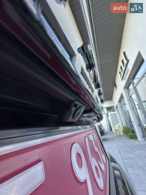 Внедорожник / Кроссовер Volkswagen Touareg 2022 в Черновцах