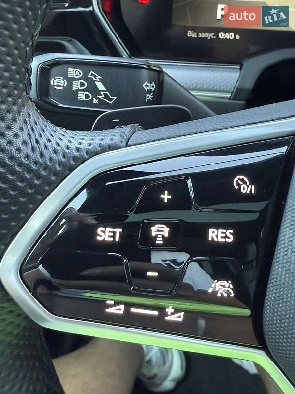 Внедорожник / Кроссовер Volkswagen Touareg 2022 в Черновцах