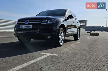 Позашляховик / Кросовер Volkswagen Touareg 2014 в Львові
