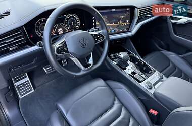 Внедорожник / Кроссовер Volkswagen Touareg 2022 в 