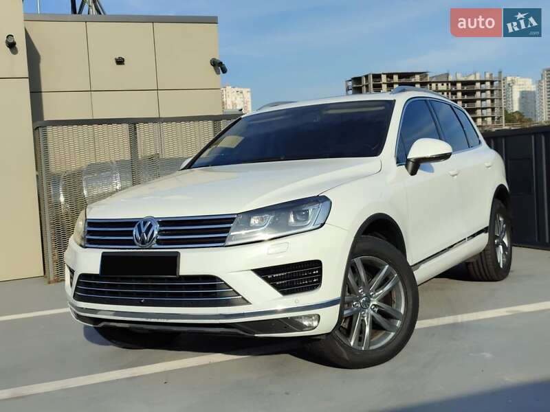 Внедорожник / Кроссовер Volkswagen Touareg 2015 в Киеве фото 3 Внедорожник / Кроссовер Volkswagen Touareg 2015 в Киеве