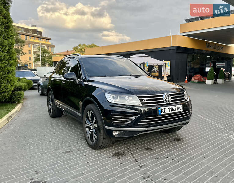 Внедорожник / Кроссовер Volkswagen Touareg 2018 в Днепре