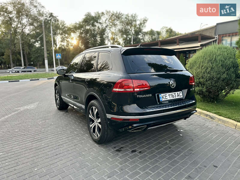 Внедорожник / Кроссовер Volkswagen Touareg 2018 в Днепре