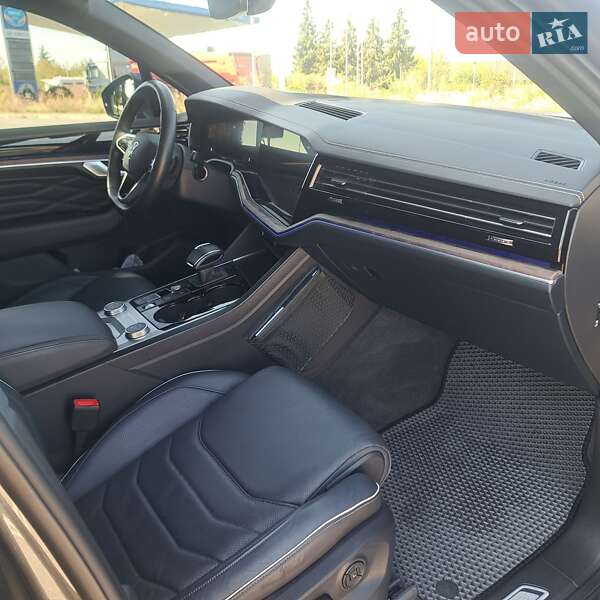 Внедорожник / Кроссовер Volkswagen Touareg 2023 в Тульчине