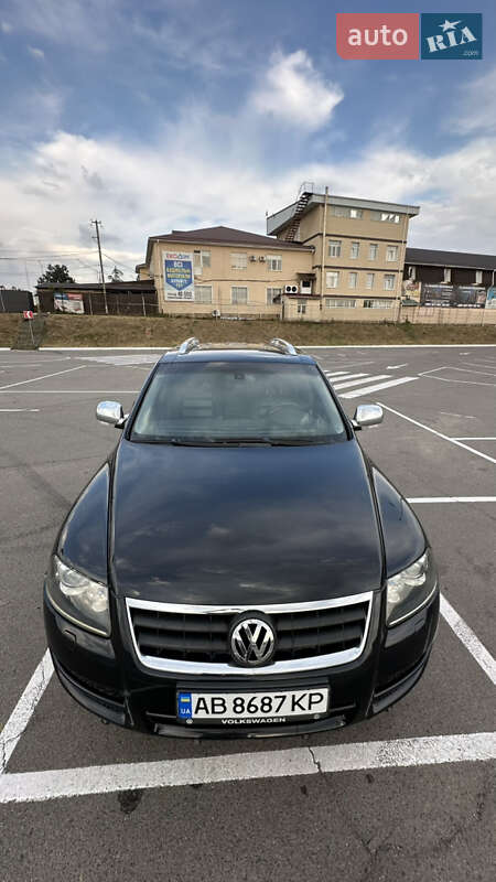 Внедорожник / Кроссовер Volkswagen Touareg 2006 в Виннице
