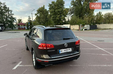 Внедорожник / Кроссовер Volkswagen Touareg 2017 в 