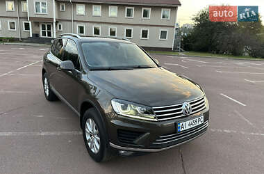 Внедорожник / Кроссовер Volkswagen Touareg 2017 в 