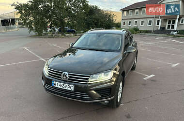 Внедорожник / Кроссовер Volkswagen Touareg 2017 в 