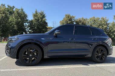Внедорожник / Кроссовер Volkswagen Touareg 2023 в 