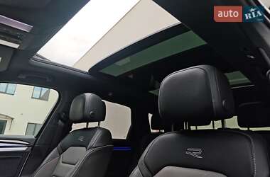 Внедорожник / Кроссовер Volkswagen Touareg 2023 в 