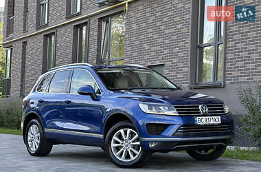 Позашляховик / Кросовер Volkswagen Touareg 2014 в Львові