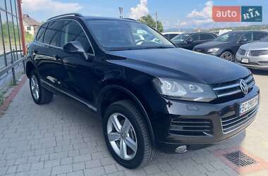 Внедорожник / Кроссовер Volkswagen Touareg 2012 в 