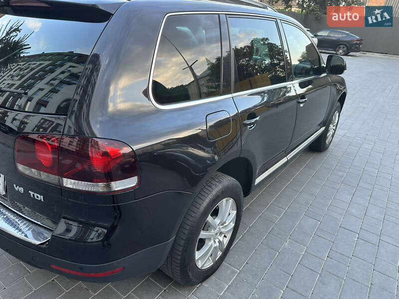 Внедорожник / Кроссовер Volkswagen Touareg 2008 в Виннице