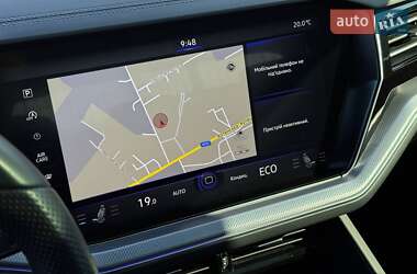 Внедорожник / Кроссовер Volkswagen Touareg 2021 в 