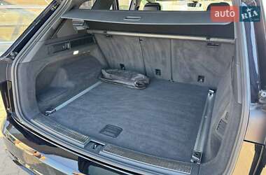Внедорожник / Кроссовер Volkswagen Touareg 2021 в 