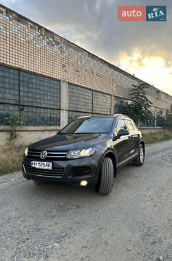 Внедорожник / Кроссовер Volkswagen Touareg 2013 в Одессе