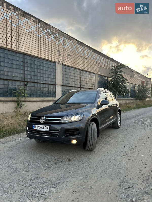 Внедорожник / Кроссовер Volkswagen Touareg 2013 в Одессе фото Внедорожник / Кроссовер Volkswagen Touareg 2013 в Одессе
