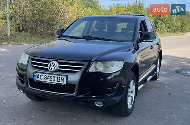 Внедорожник / Кроссовер Volkswagen Touareg 2007 в Киеве