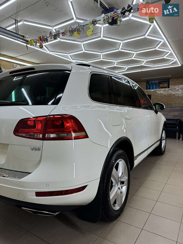 Внедорожник / Кроссовер Volkswagen Touareg 2011 в Харькове фото 12 Внедорожник / Кроссовер Volkswagen Touareg 2011 в Харькове