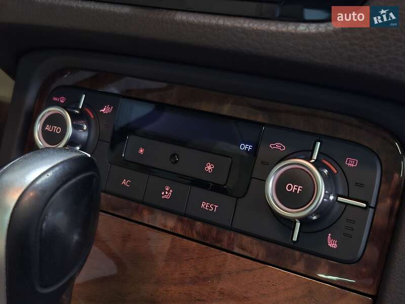 Позашляховик / Кросовер Volkswagen Touareg 2010 в Миколаєві фото 19 Позашляховик / Кросовер Volkswagen Touareg 2010 в Миколаєві