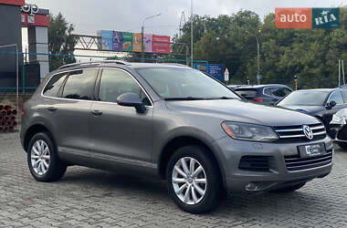 Внедорожник / Кроссовер Volkswagen Touareg 2011 в Луцке