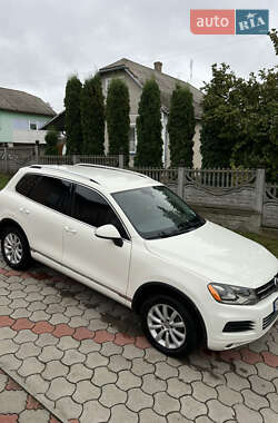 Внедорожник / Кроссовер Volkswagen Touareg 2010 в Теребовле