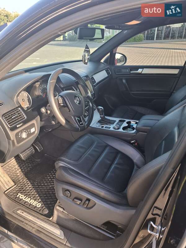 Внедорожник / Кроссовер Volkswagen Touareg 2014 в Виннице фото 23 Внедорожник / Кроссовер Volkswagen Touareg 2014 в Виннице