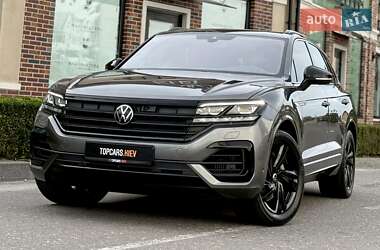 Позашляховик / Кросовер Volkswagen Touareg 2023 в Києві
