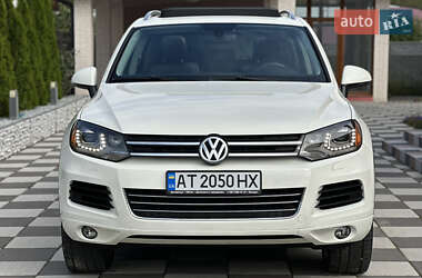 Внедорожник / Кроссовер Volkswagen Touareg 2011 в 