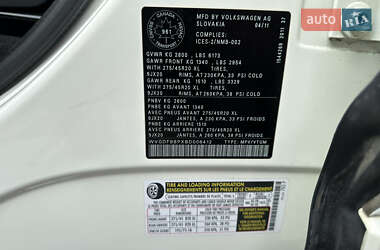 Внедорожник / Кроссовер Volkswagen Touareg 2011 в 